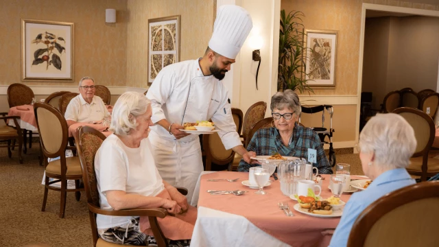 The Power of Shared Meals: The Benefits of Group Dining for Seniors